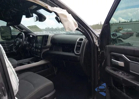 2021 Ram 2500 Big Horn 4X4 6'4 Box from USA, damaged, VIN 3C6UR5DLXMG591827